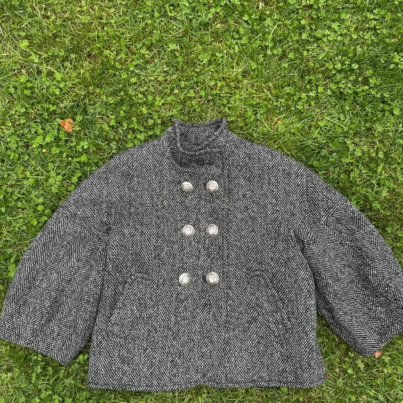 Jacket - Picture 1 of 3